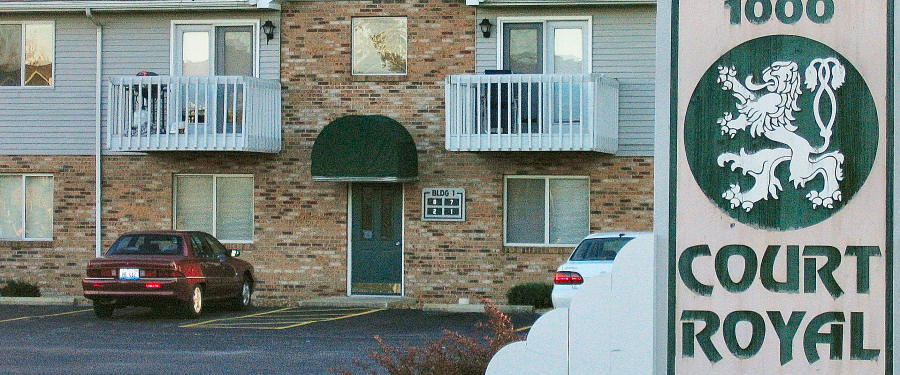 Court Royal Apartment Rentals in Belleville, IL